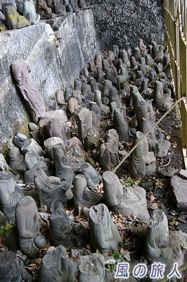 首のない石像群　日本寺　清澄山初日の出ツーリング07'の写真