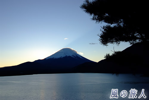 間もなく日の出　超極寒の富士五湖初日の出ツーリング08'