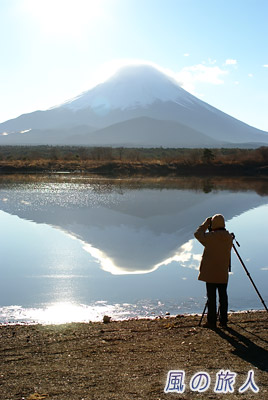 湖畔のカメラマン　超極寒の富士五湖初日の出ツーリング08'