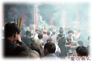 旅の情景スケッチ　香港の黄大仙祠の写真