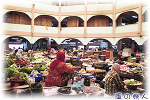 旅の情景スケッチ　マレーシアの市場の写真
