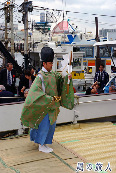 巫女舞　船橋漁港水神祭の写真
