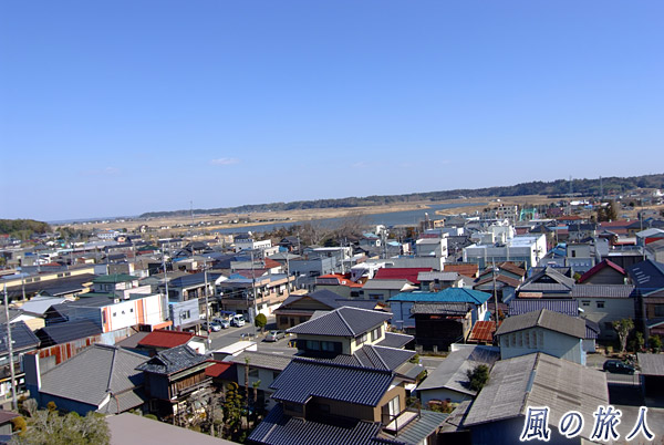 五百羅漢からの眺めた江戸崎の町並みの写真