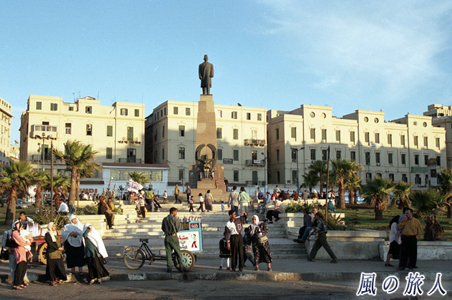 Saad Zaghloul Park　アレクサンドリアの町並みの写真