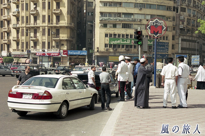 交通事故　カイロの交通風景の写真