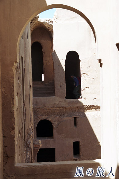 城塞内部の様子　ハラナ城の写真