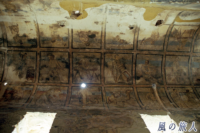 天井のフレスコ画　アムラ城の写真