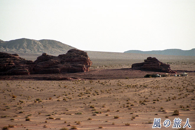 朝の砂漠　ワディ・ラムの写真