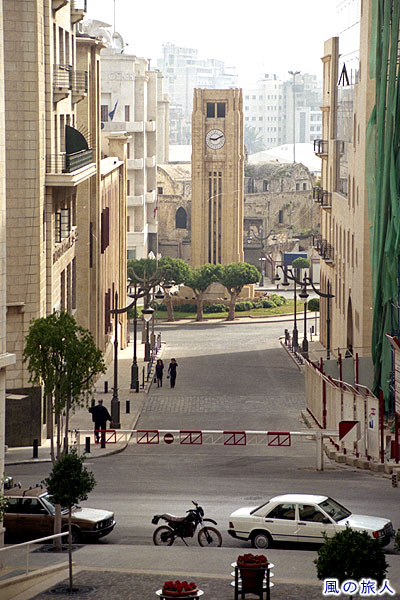 エトワール広場の時計塔　ベイルートの町並みの写真 Al-Abed Clock Tower