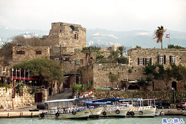 港と十字軍の城　Byblos Fishing Port　ビブロス遺跡の写真