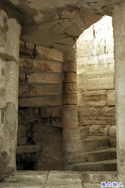 らせん階段　クラック・デ・シュヴァリエの内部