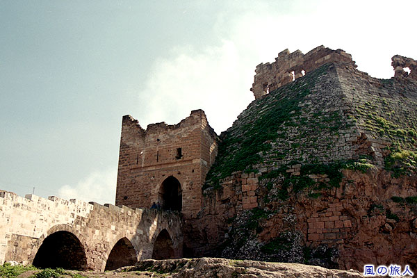 シャイザール城のメインゲート