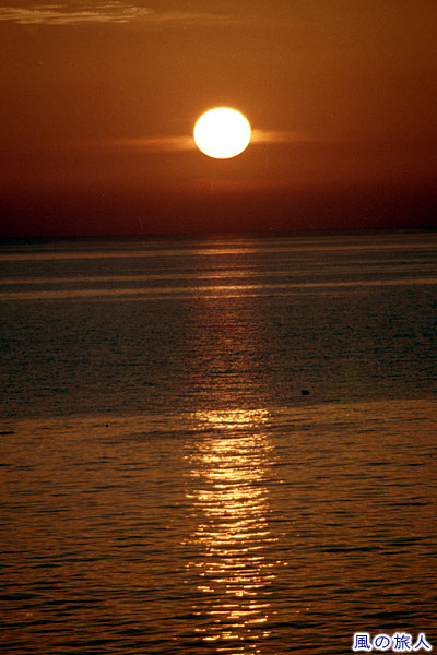地中海に沈む夕日　ラタキアのジヤラ岬