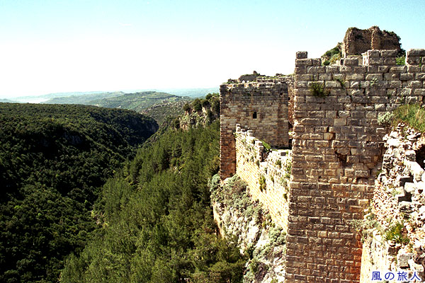 サラディン城の城壁２　サラディン城