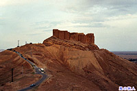 アラブ城砦とパルミラの夕暮れのサムネイル