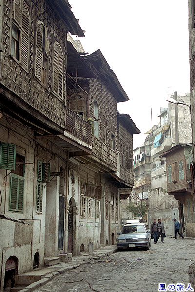 古風なオリエンタル家屋が並ぶ地域　アレッポの町並みの写真